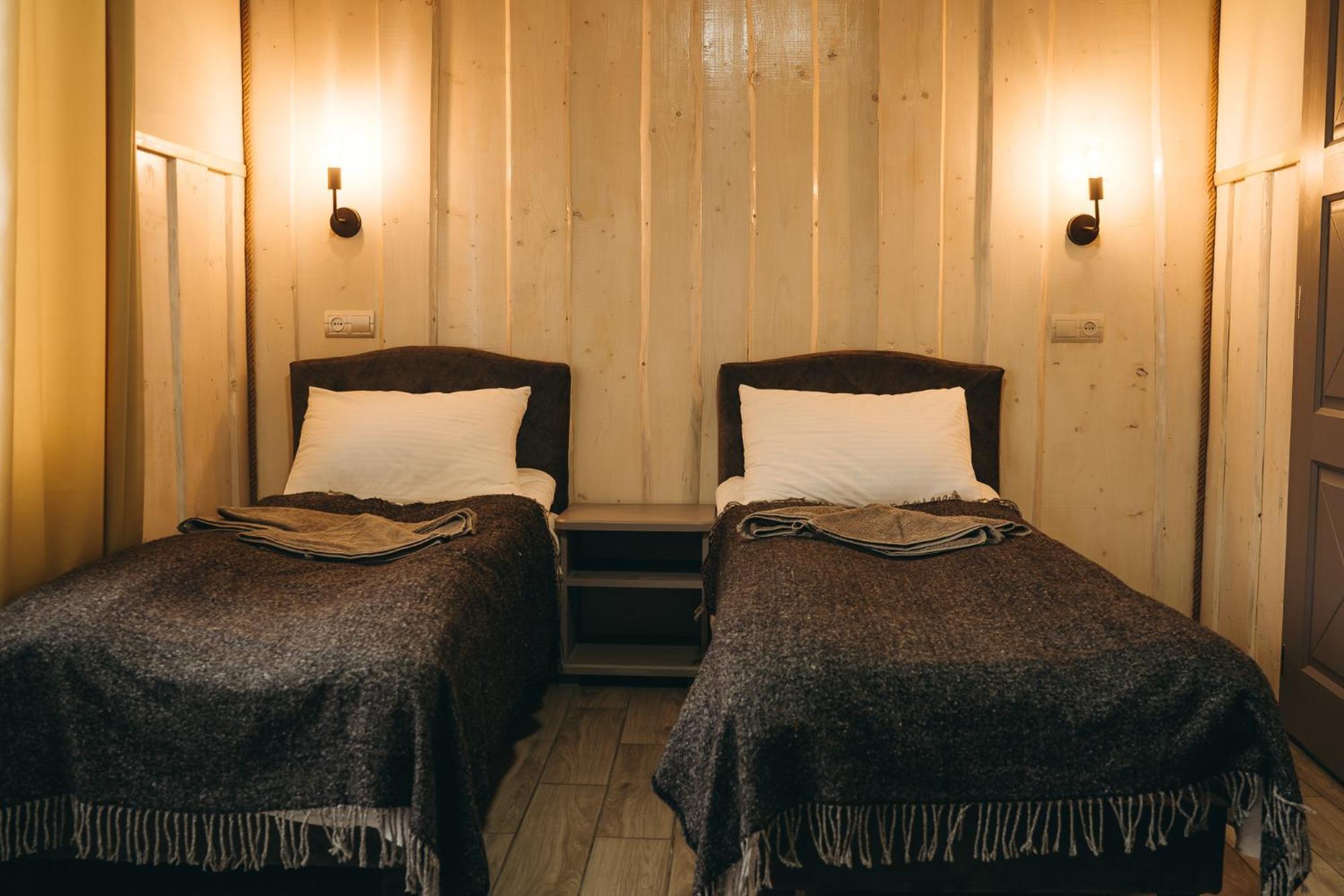 Sv Hotel&Camp Лазещина Экстерьер фото