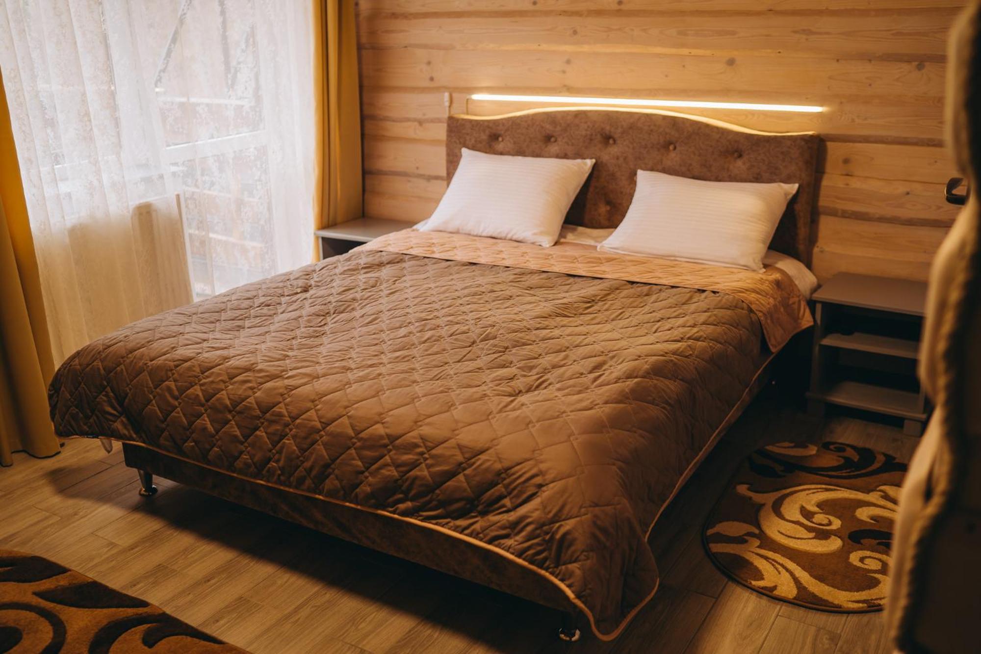 Sv Hotel&Camp Лазещина Экстерьер фото