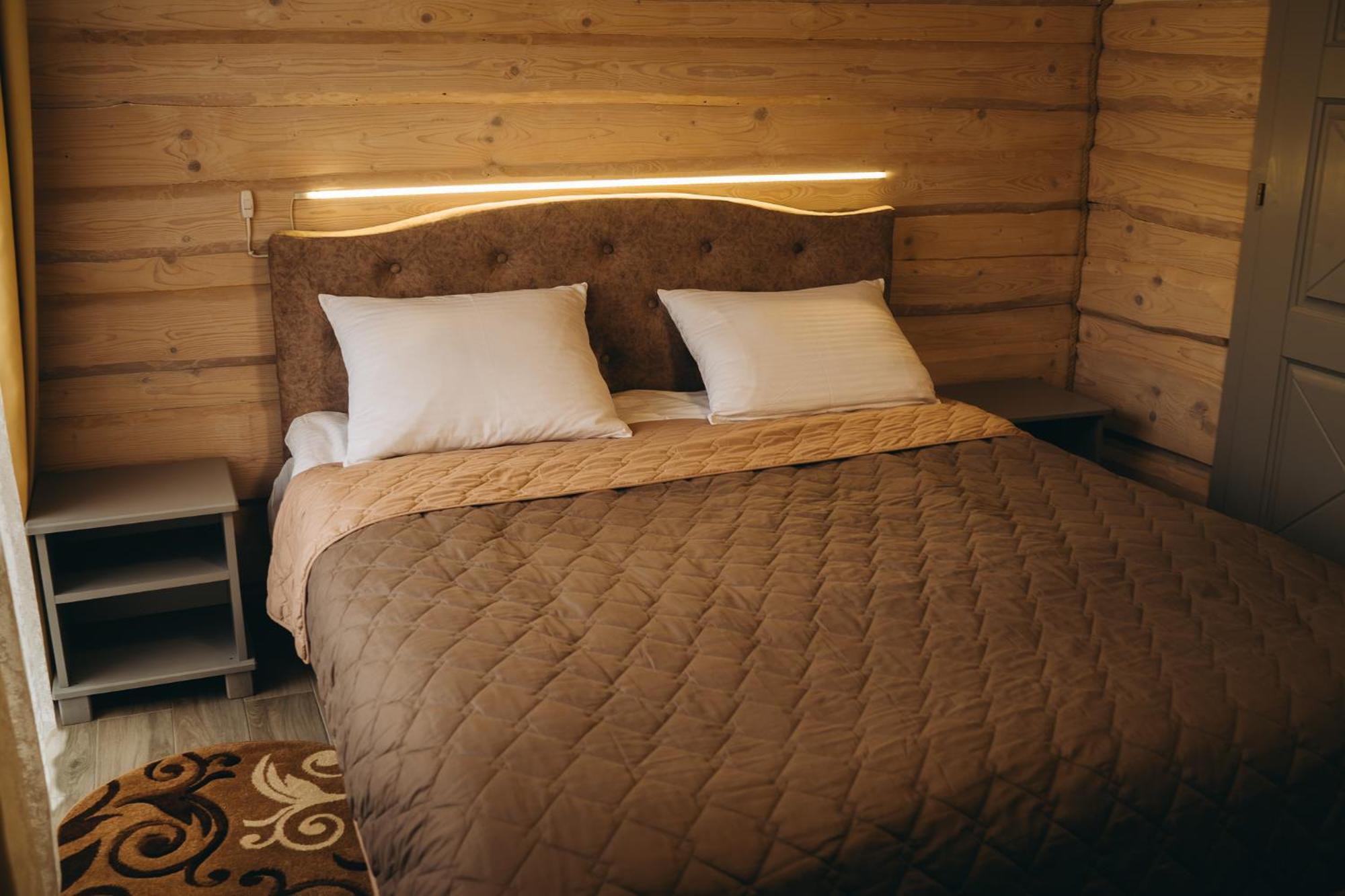 Sv Hotel&Camp Лазещина Экстерьер фото